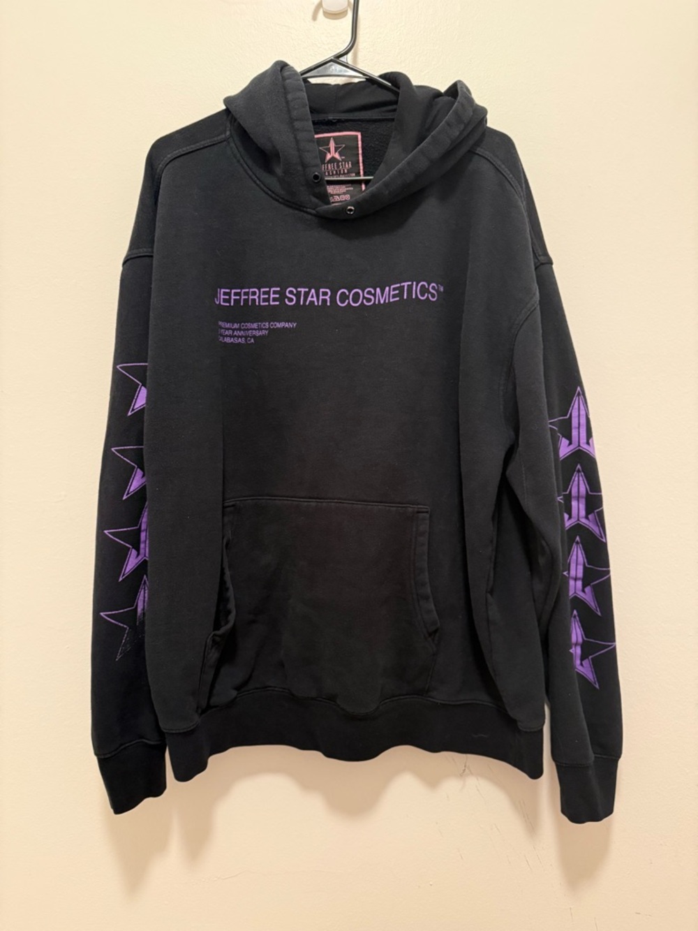 Jeffree Star Hoodie Unisex Size Large Cosmetics Sweatshirt Graphic Anniversary